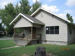 306 E 18th St, Baxter Springs, KS 66713