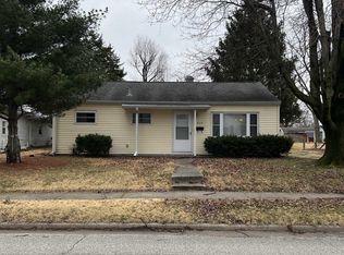 820 S 15th St, Vincennes, IN 47591