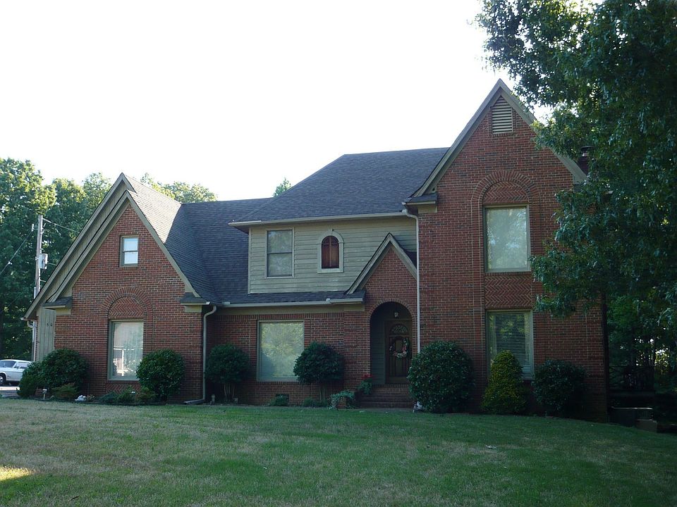4 bedroom, 2.5 bath home, office, and on 2 acres!