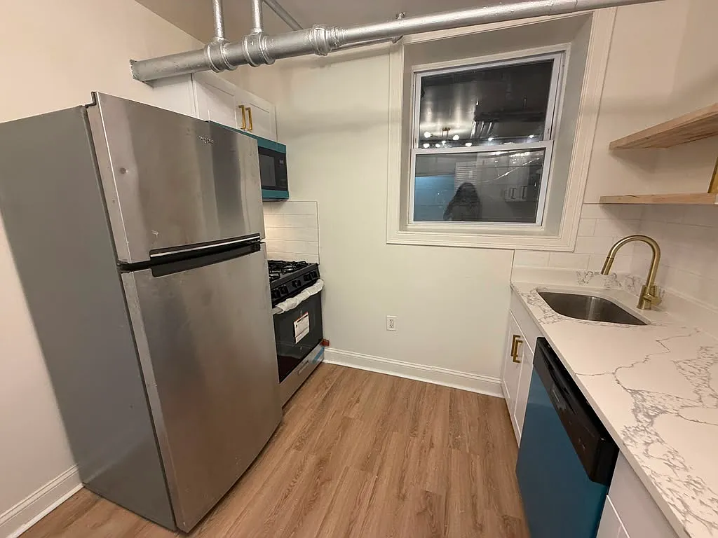 2 bed, $2,450 — Photo 1