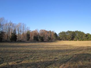 Hartwell Ln, Farmville, VA 23901