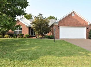 6544 Oakshire Ct, Newburgh, IN
