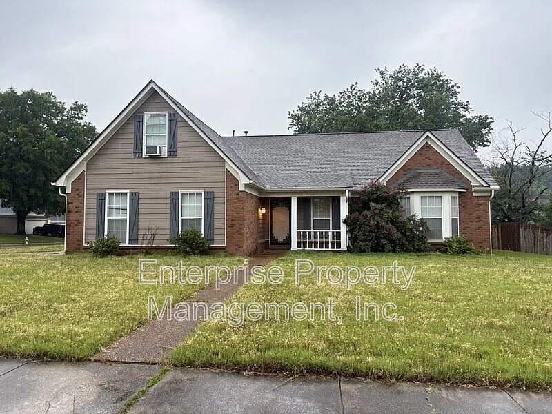 3 bed, 2.0 bath, 1732 sqft, $1,895 — Photo 4