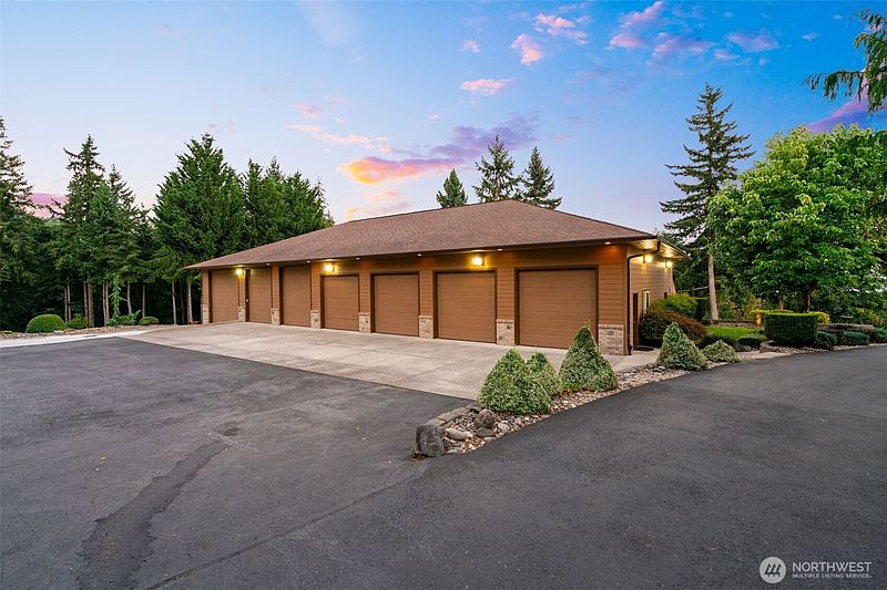 2nd image of 4961 Green Mountain Road