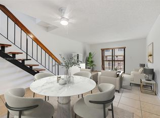 1121 SW 105th Ave APT 302, Miami, FL 33174