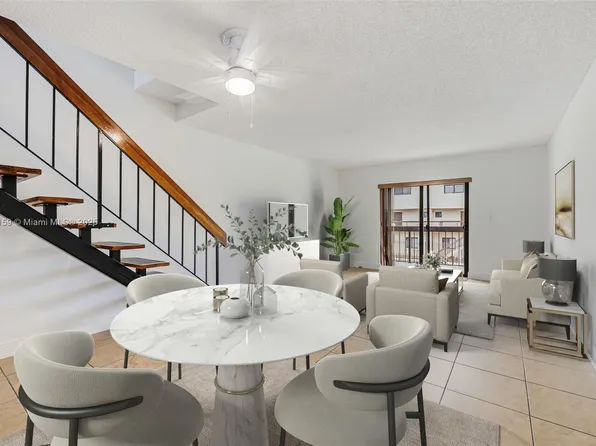 1121 SW 105th Ave APT 302, Miami, FL 33174