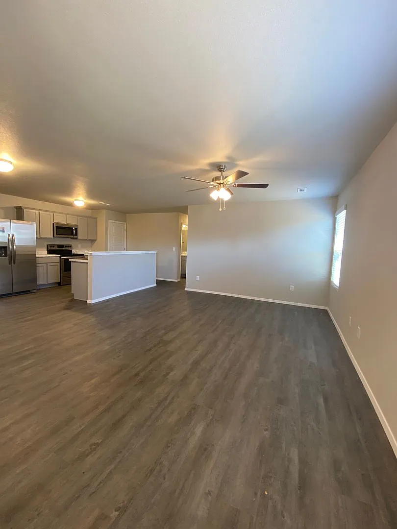 Pre-Leasing Now! 3-Bedroom, 2-Bath Duplex in Lawlis Ranch | Available September 2 — Photo 4
