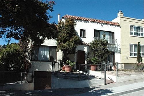 1st image of 1340 Portola Dr