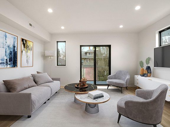 Living room / Staged