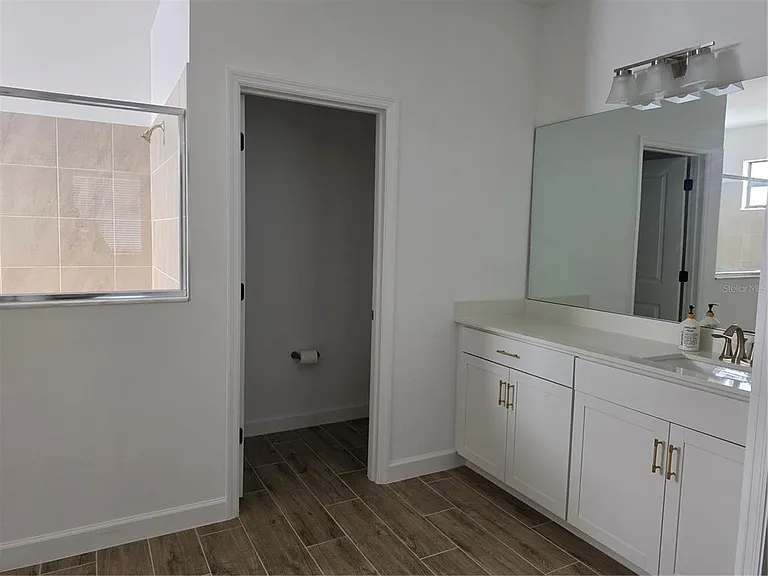 18334 Ridgeline Dr — Photo 11