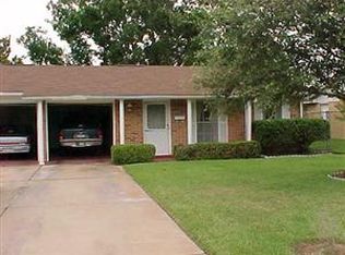 11106 Roandale Dr, Houston, TX 77048