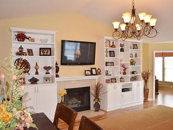 5th image of 1338 Allington Ln
