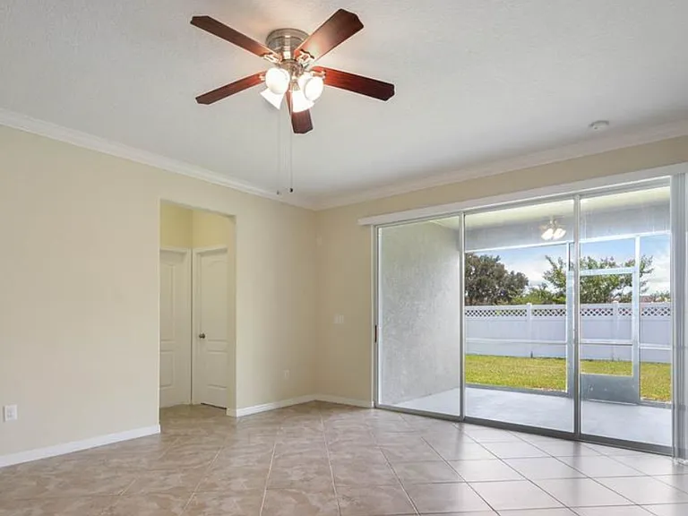 2643 Yukon Cliff Dr — Photo 9