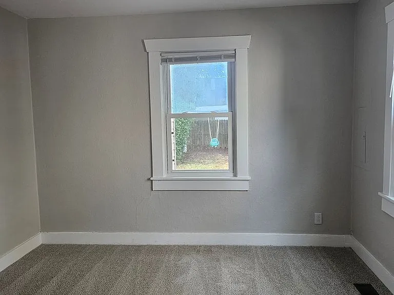 225 Beechwood Ave — Photo 12