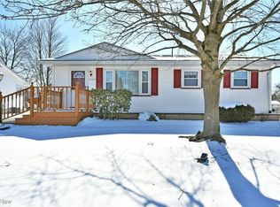 3187 Aris St NW, Warren, OH 44485