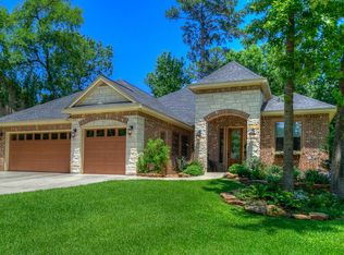 97 Park Cir, Montgomery, TX 77356