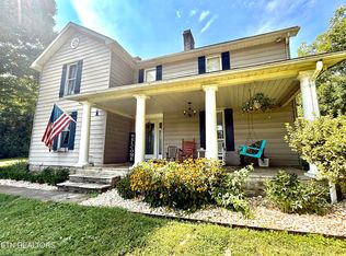 3144 W Old Aj Hwy, Strawberry Plains, TN 37871