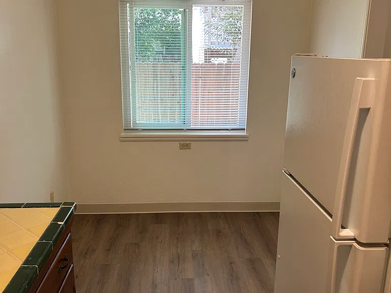 2316 N St #3 — Photo 6