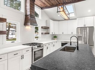 8 Travis Rd, Holliston, MA 01746