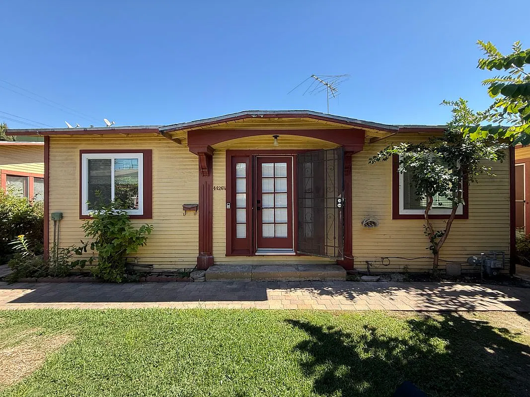 2 bed, 1.0 bath, 616 sqft, $2,500 — Photo 1