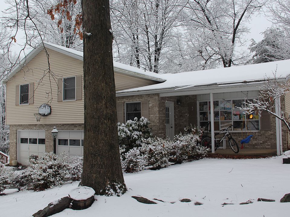 1st image of 556 Lanceshire Ln #2