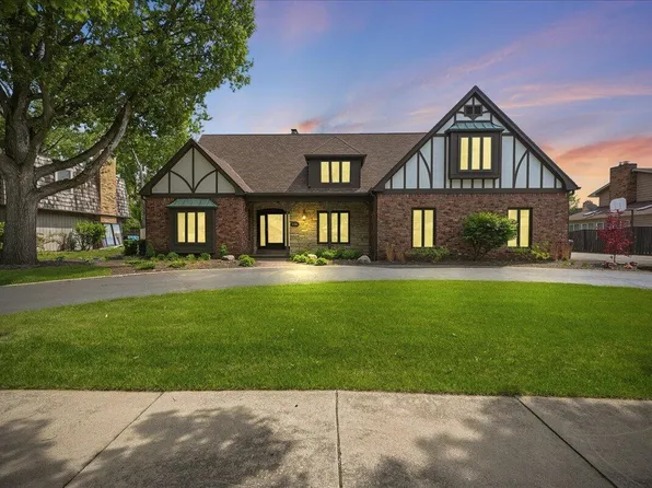 1130 Melbrook Dr, Munster, IN 46321