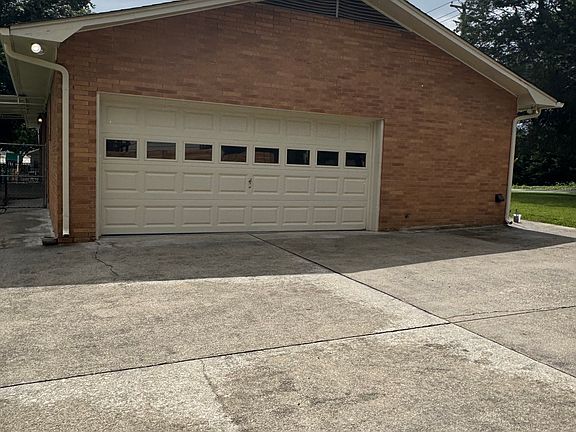 3rd image of 7436 Palmyra Dr