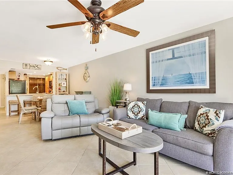 10600 S Ocean Dr #2 — Photo 8