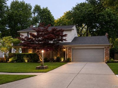 30745 Red Maple Ln, Southfield, MI, 48076