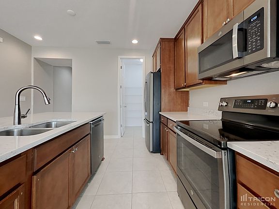 4th image of 3327 Traceland Oak Ln