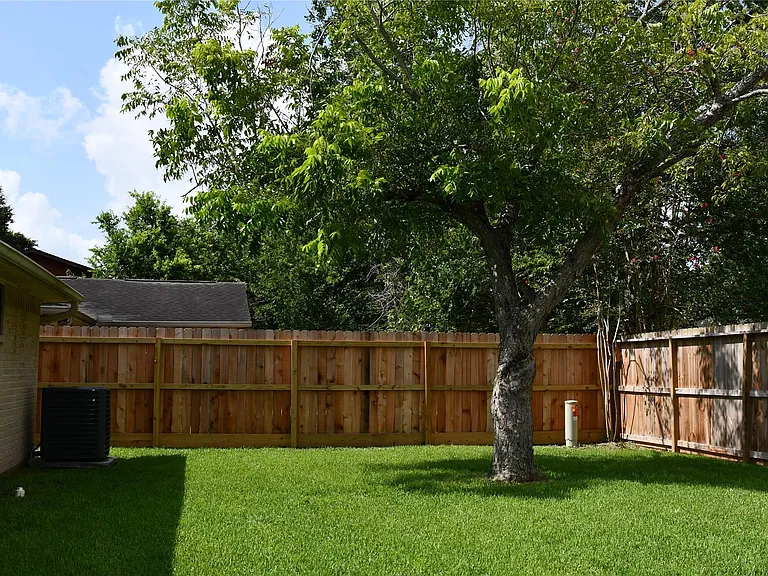 16818 Dutch Ridge Dr — Photo 29