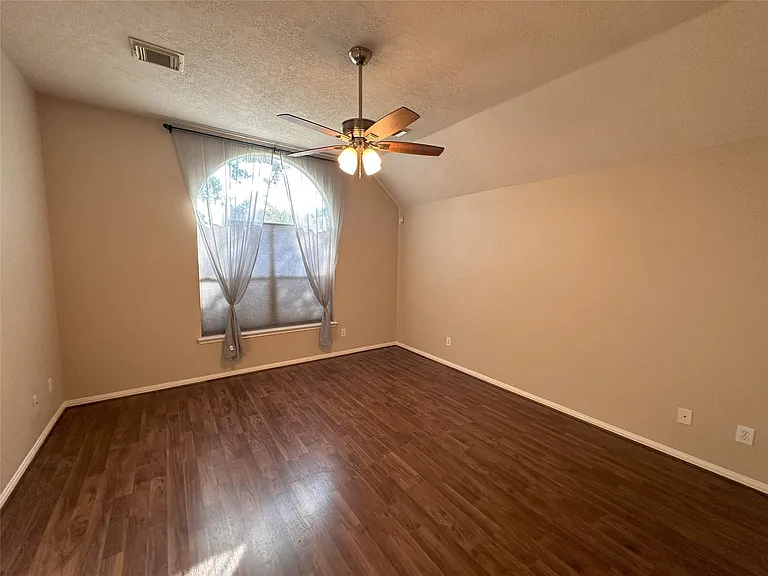 3734 Paigewood Dr — Photo 15