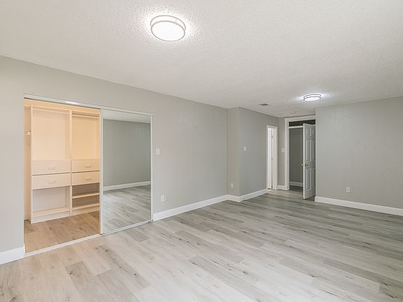 5th image of 5010 Coronet Ln