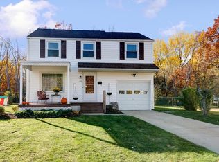 830 E 254th St, Euclid, OH 44132