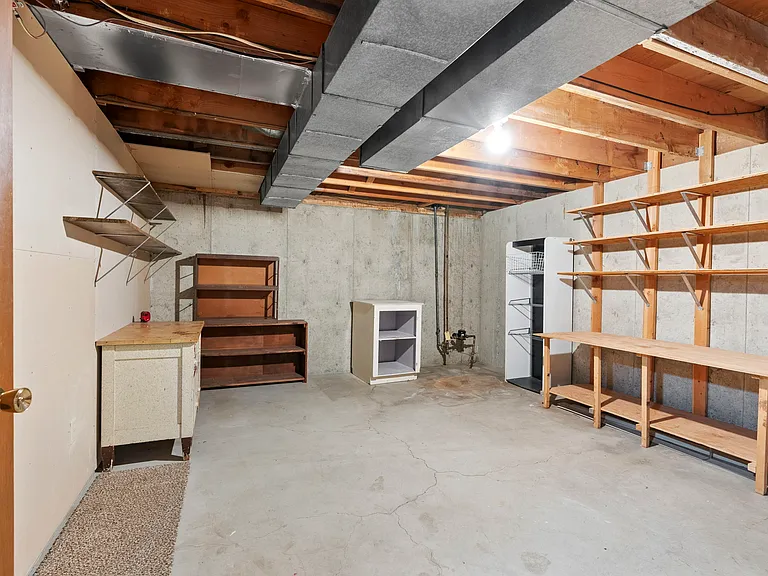 5534 N Driscoll Blvd — Photo 17