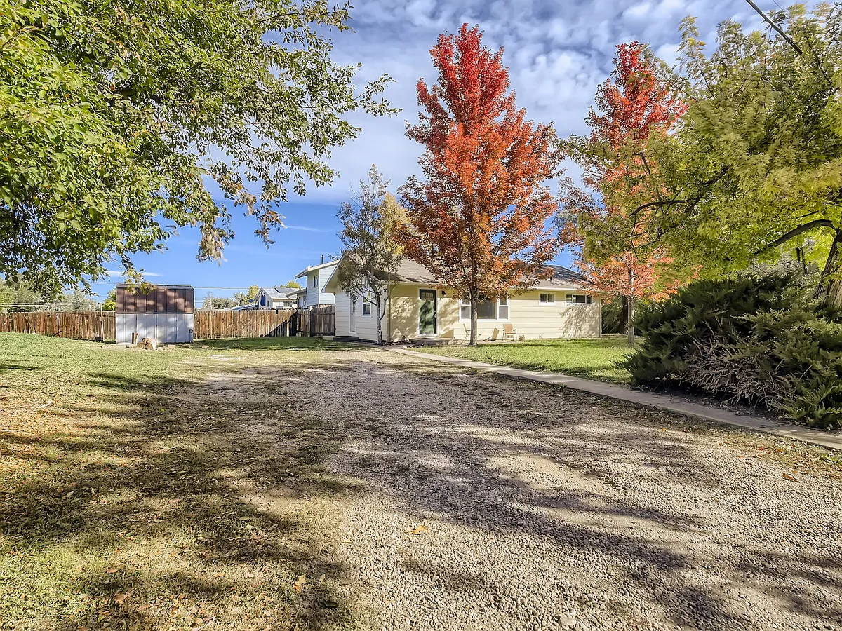 Building Photo - 1403 Tipperary St