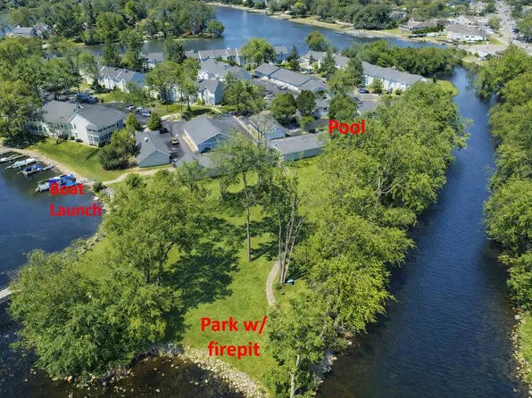 300 Foxwood DRIVE #109, Waterford, WI 53185