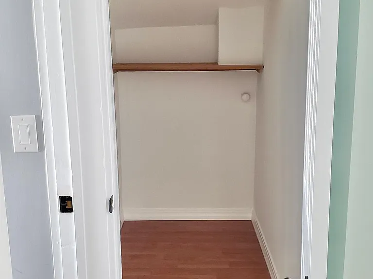 E Lakeshore Dr — Photo 18