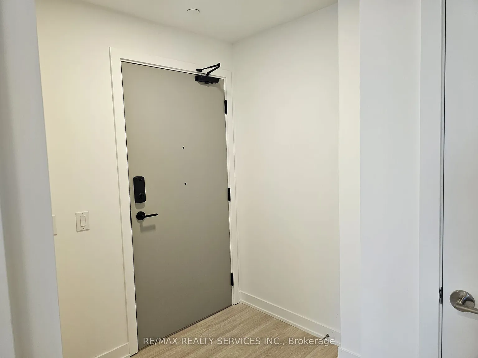 2 bed, $2,500 — Photo 4