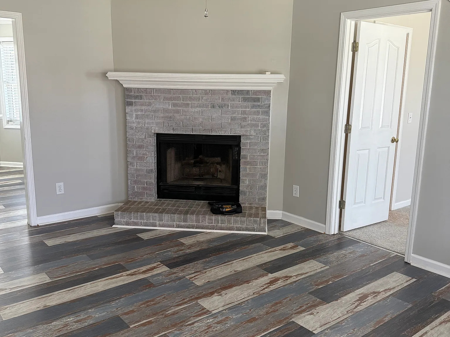 3 bed, 1200 sqft, $1,950 — Photo 4
