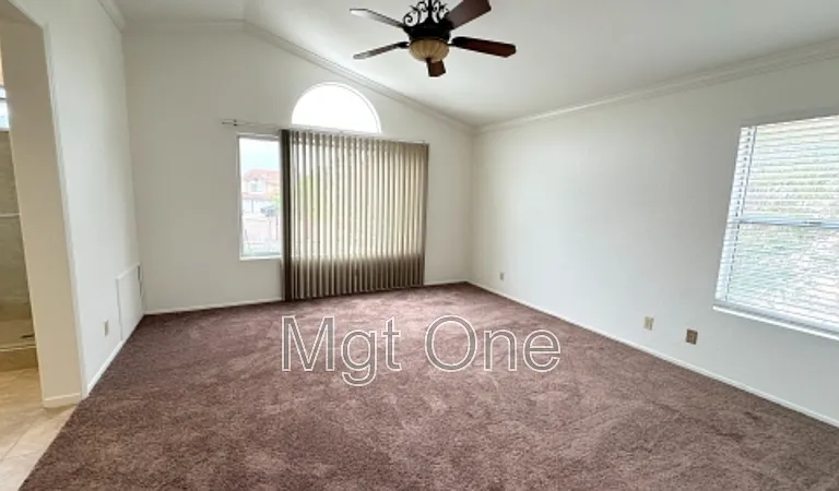 2341 Via Pacifica — Photo 16