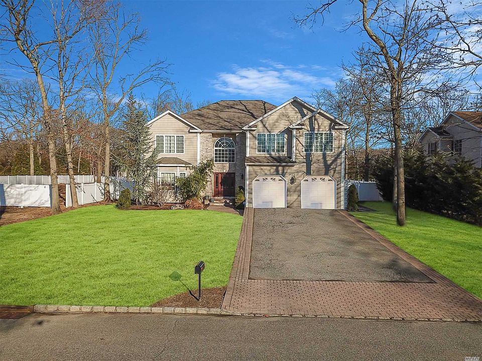 1st image of 21 Wexford Ct