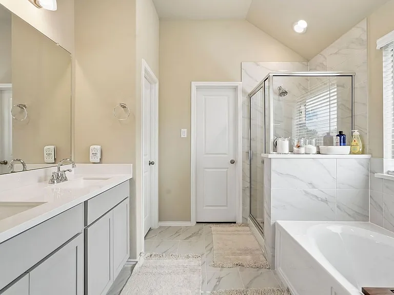 10526 Cabot Trl — Photo 13