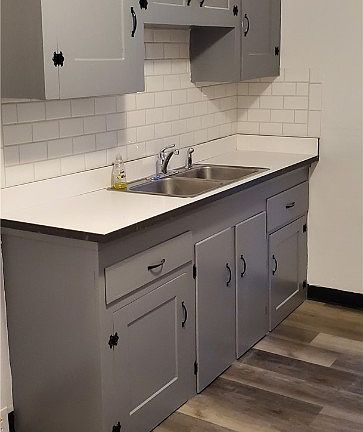 4th image of 6106 Flowerdale Ave