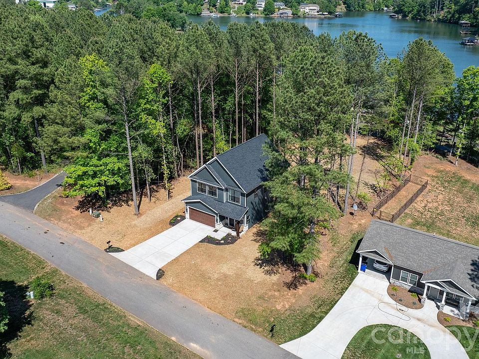 1st image of 5256 Whitewater Dr