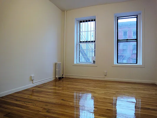 Rented by DSA Realty | media 27