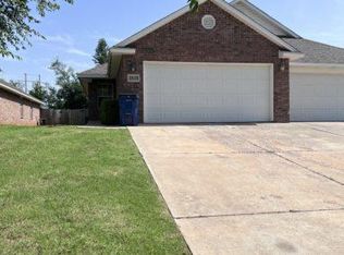 2525 W Oklahoma Ave, Guthrie, OK 73044