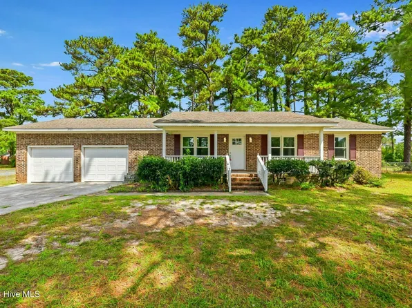 1000 Hedrick Boulevard, Morehead City, NC 28557
