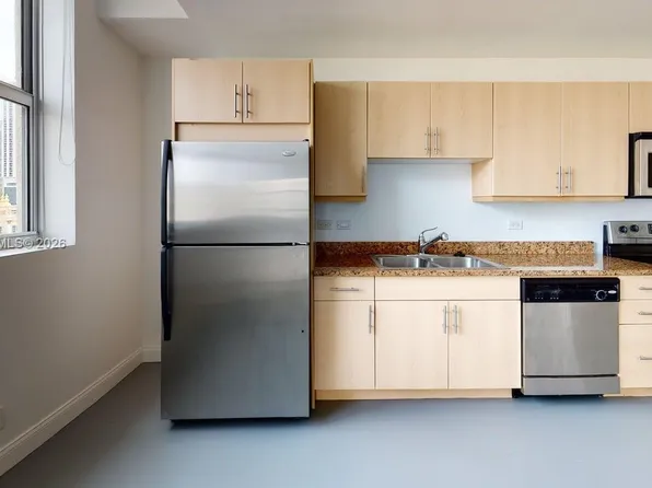 111 E Flagler St APT 810, Miami, FL 33131