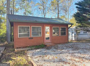 111 Maple Wood Ln, Cleveland, GA 30528